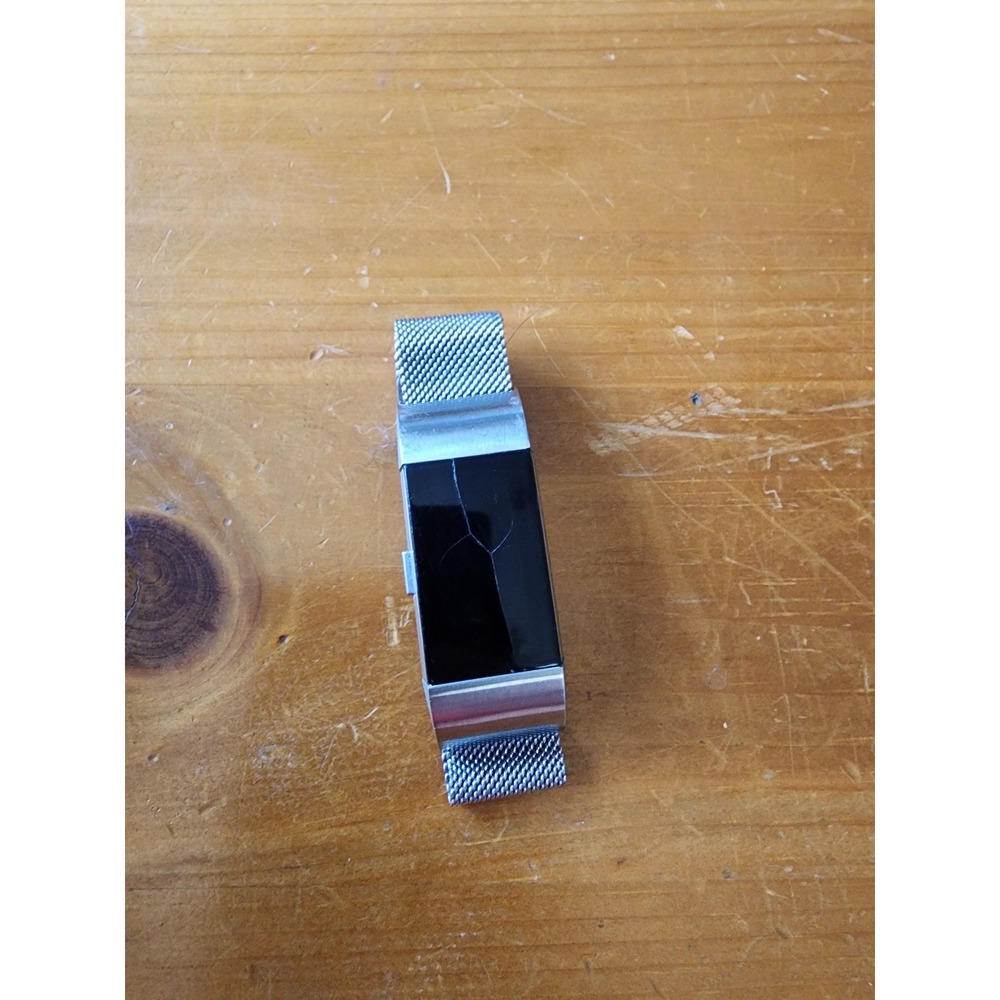 Fitbit Charge 2 Fitness Tracker Silver Milanese Loop Cracked Screen For Parts